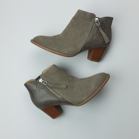 vionic anne ankle boots